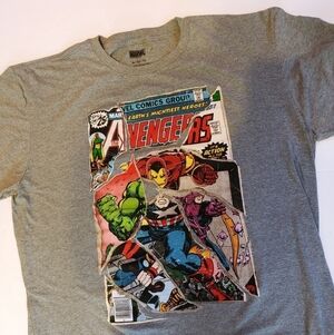 Avengers Comic Book T-Shirt XL